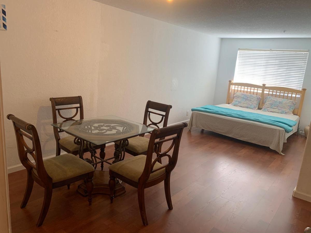 Bedroom Suite In Lauderdale Lakes Townhome Fort Lauderdale Ngoại thất bức ảnh