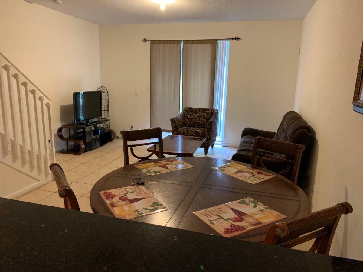 Bedroom Suite In Lauderdale Lakes Townhome Fort Lauderdale Ngoại thất bức ảnh